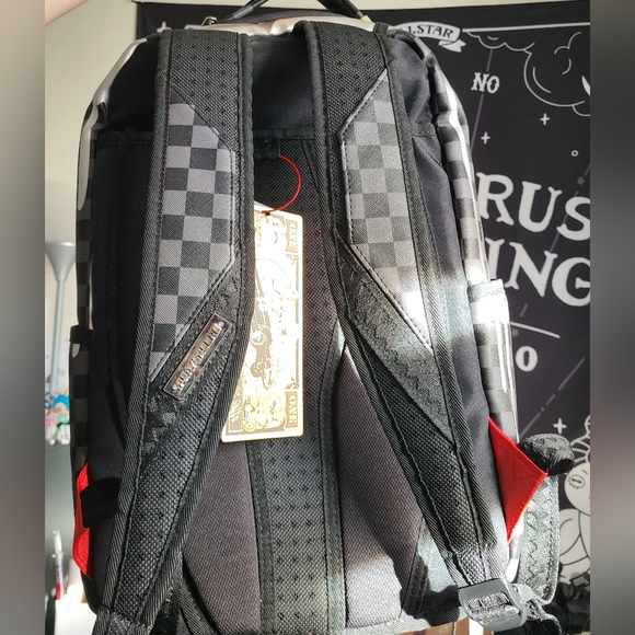 Sprayground backpack gray checkered and silver drip print - Picture 3 of 9